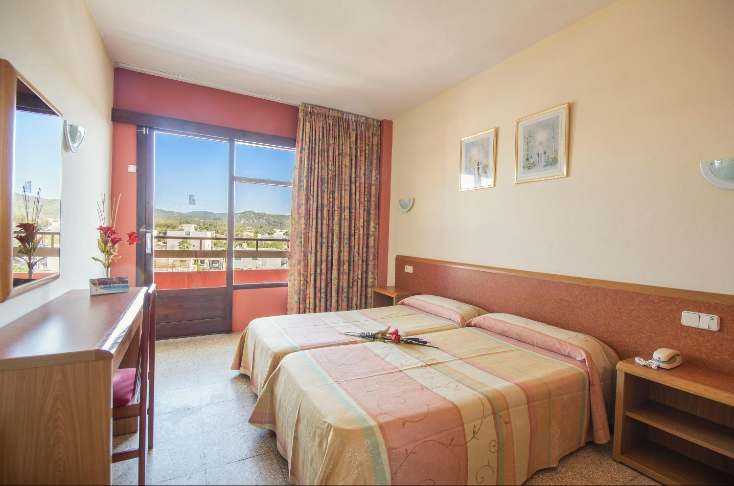 Azuline Hotel S'Anfora & Fleming (Adults Only) San Antonio  Exteriör bild